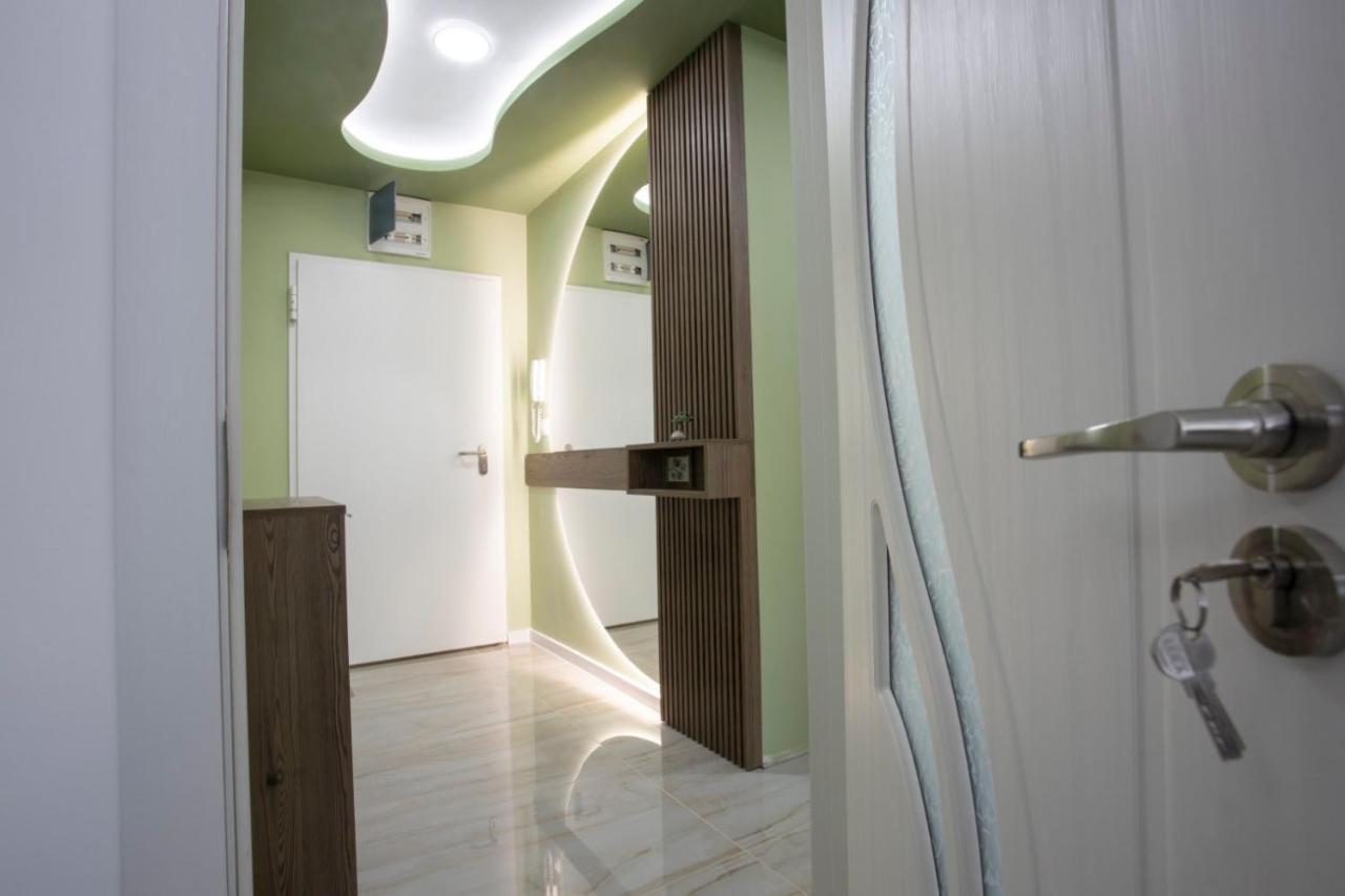 Апартамент За Гости Ивви-2 Appartement Burgas Stad Buitenkant foto